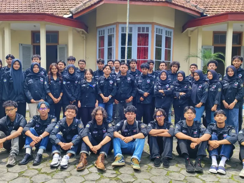 Dokumentasi Himpunan Mahasiswa Vokasi Elektro dan Elektronika #1